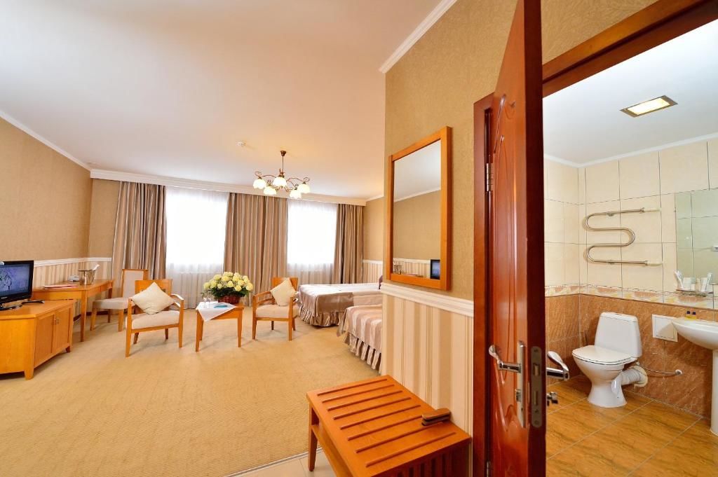 Отель О Азамат Нур-Султан