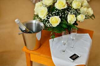 Отель О Азамат Нур-Султан Стандартный двухместный номер с 2 отдельными кроватями-2